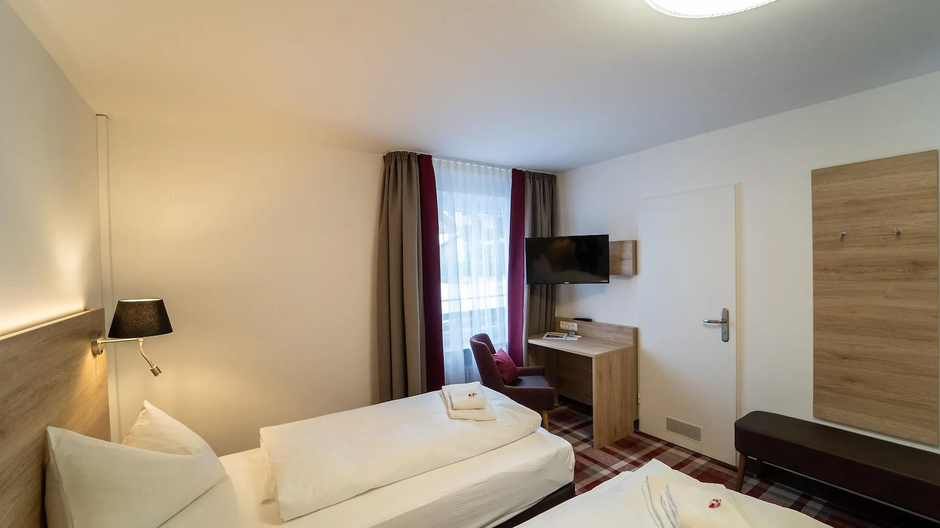 Hotel Weissbraeu Oberhaching